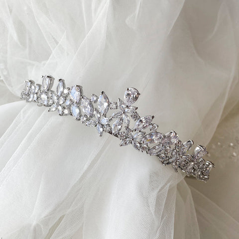 Tiara "Azahara"
