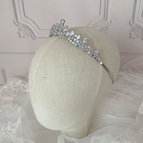 Tiara "Azahara"
